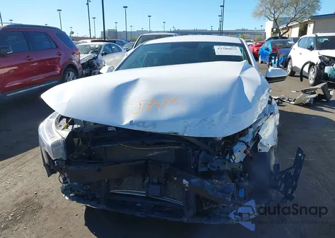 2025 Kia K4 Lxs z USA, uszkodzony, nr VIN 3KPFT4DE6SE058896